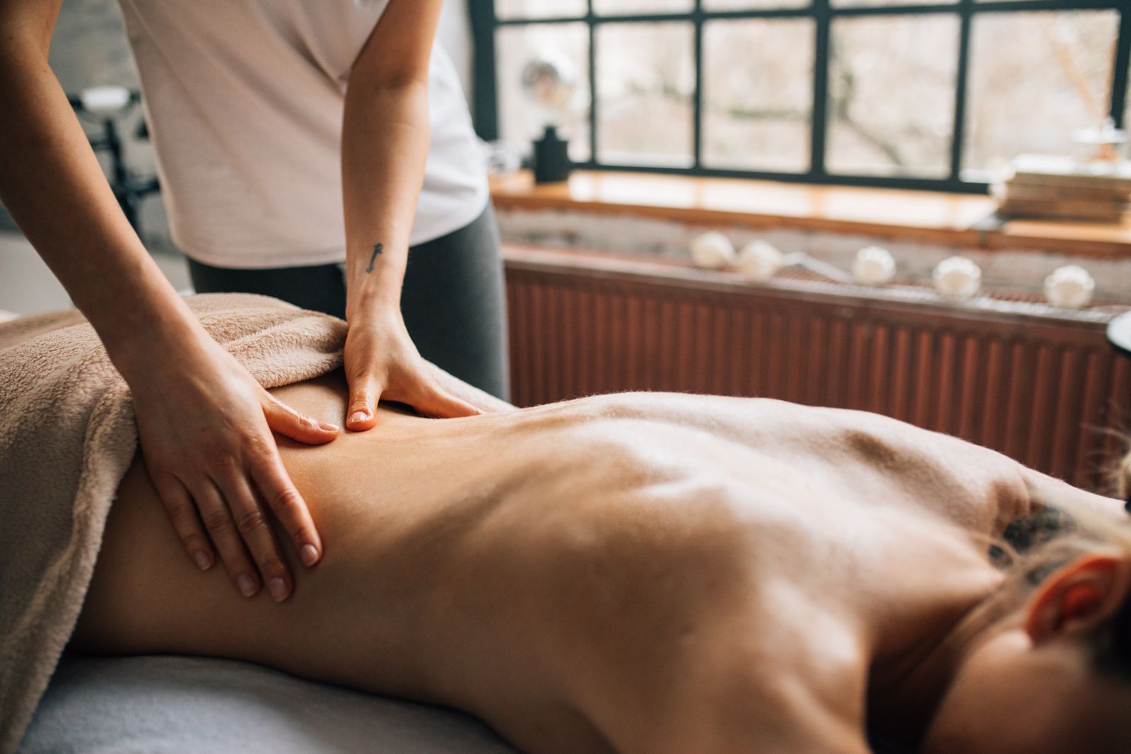 Frozen Shoulder - Registered massage therapy treatment at Caring Hands